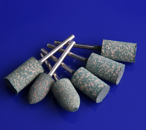 What are the advantages of elastic rubber grinding heads?
